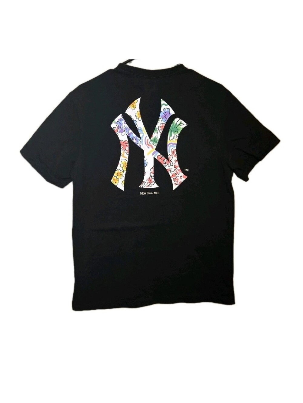 New Era MLB Men's NY Yankees Black T-shirt Floral Logo Size Large Fits Medium